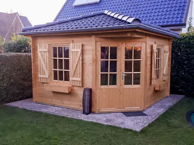 Photo du client: Abri de jardin pentagonal Monica Royal