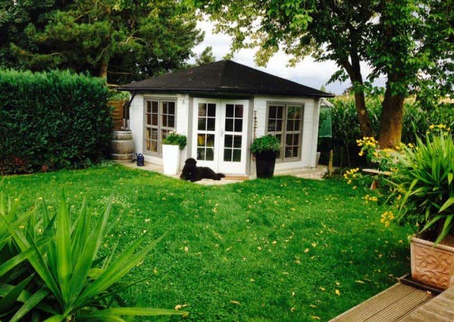 Photo du client: Abri de jardin pentagonal Victoria C 40
